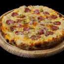 Pizza GRANDE de Calabresa - 8 Pedaços