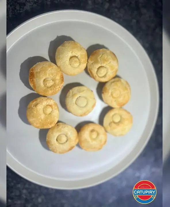 25 EMPADAS DE PALMITO COM AZEITONA BUFFET