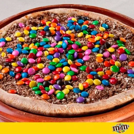 Pizza Chocolate e Mm's
