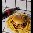 1 duplo cheddar + 1 batata simples + 1 coca lata