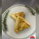 Esfiha de 3 Queijos