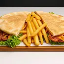 Beirute de Calabresa + Batata frita 