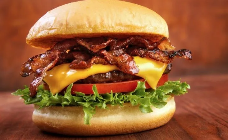 X-SALADA BACON