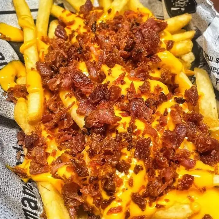 BATATA FRITA ESPECIAL