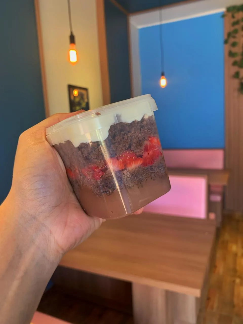 Ninho com Morango e brigadeiro 