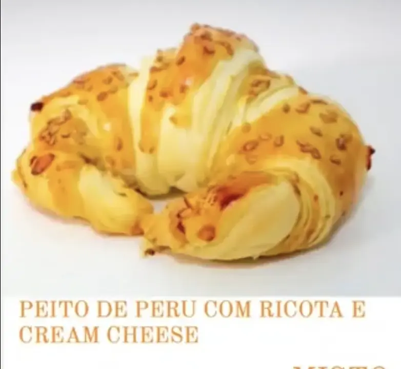 Croissant Peito de Peru
