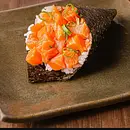 Temaki de salmão fresco 