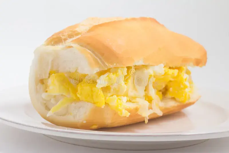 Pão com Ovo