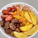 Marmita com linguiça assada