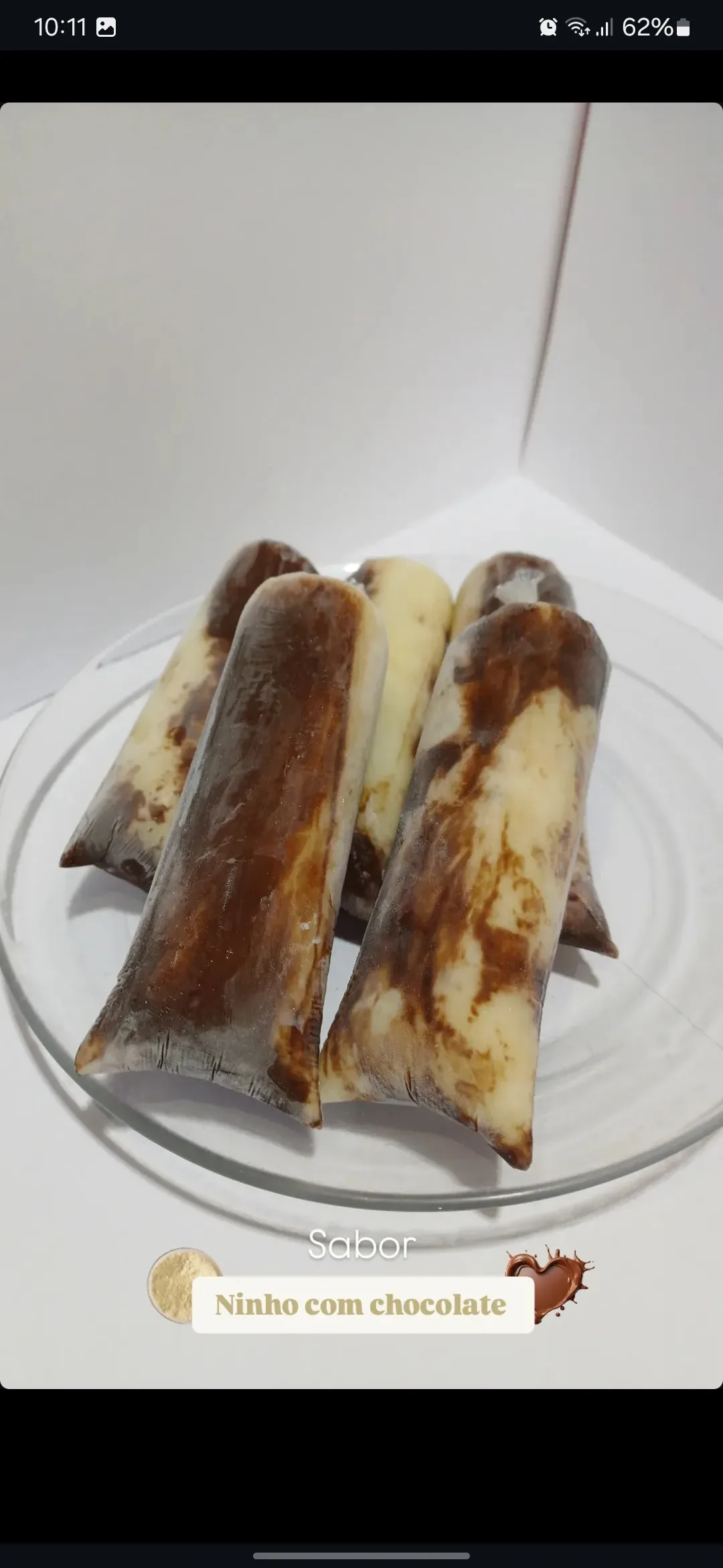 Geladinho de ninho com chocolate (gourmet)