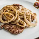 Bife Acebolado